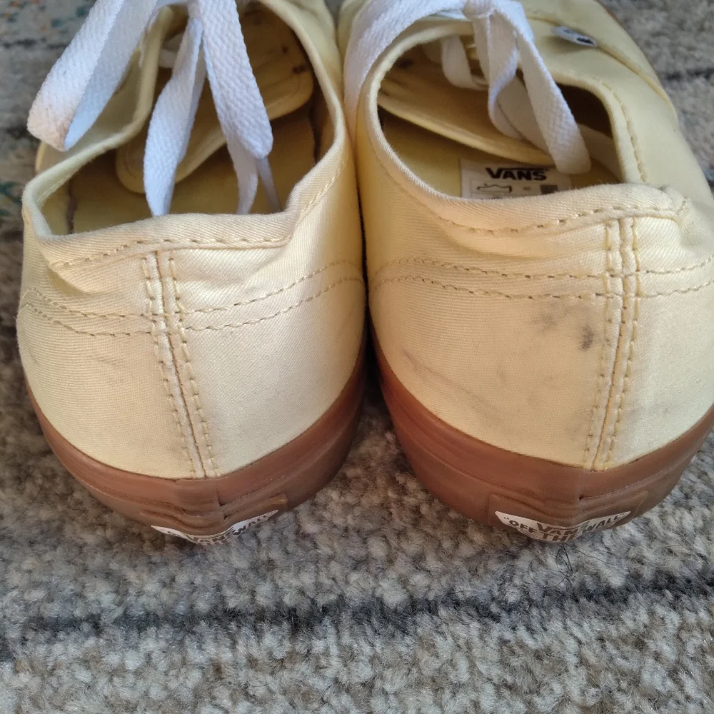 Vans - Picture 5 of 6